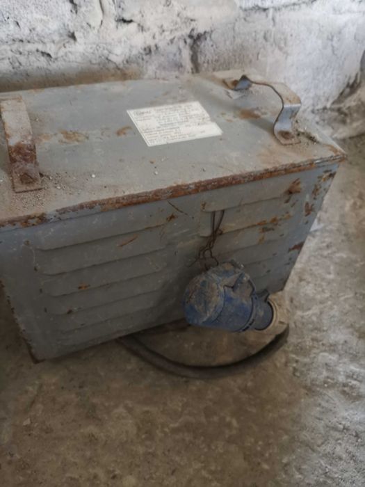 Трансформатор понижающий марки ТСЗИ-12,0-380/12 бу