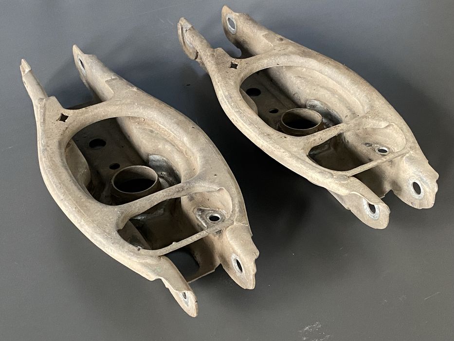 Задні Ричаги BMW E90 E91 Ричаги Під Пружину Лодочки Задній Ричаг