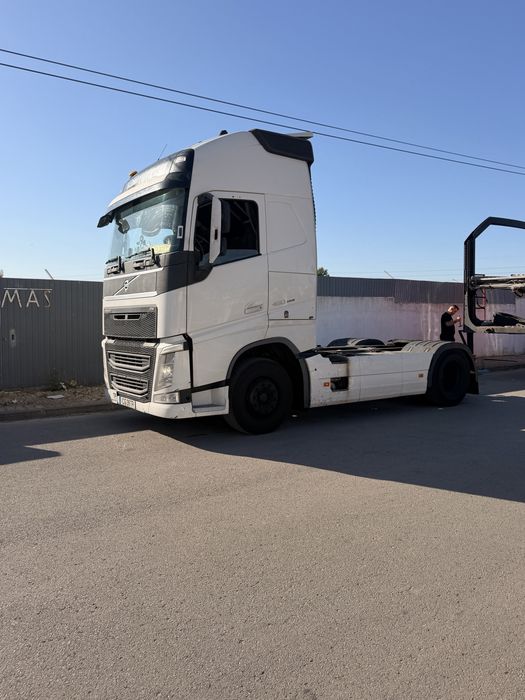 Volvo 460 foto 2