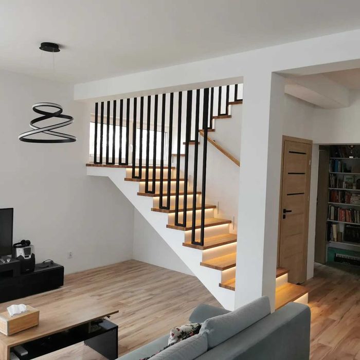 Schody drewniane na wymiar - klasyczne i dywanowe