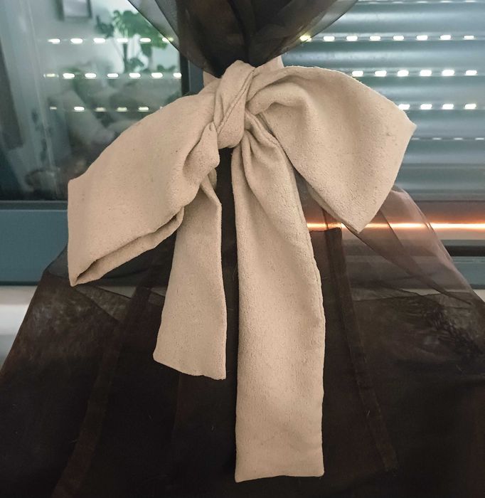 Conjunto de 6 cortinados em tons beje