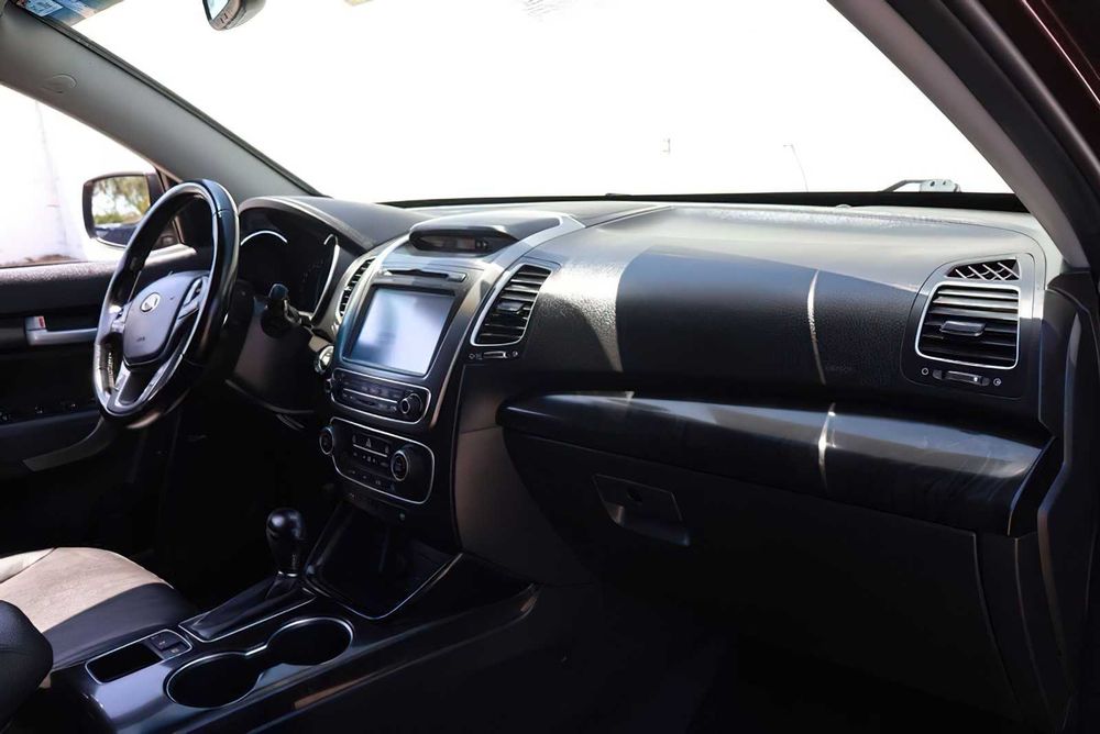 Kia Sorento      2015