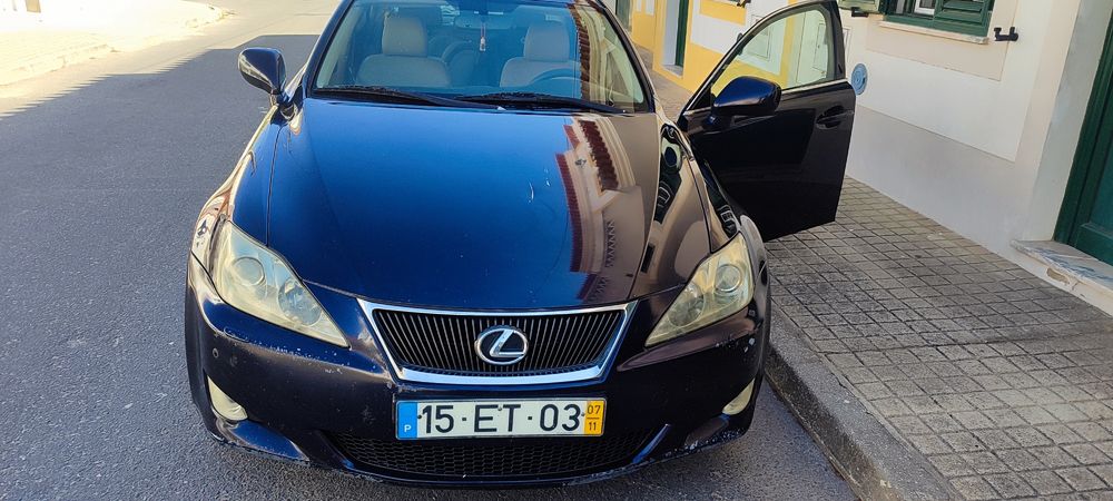Lexus is 220d vendo