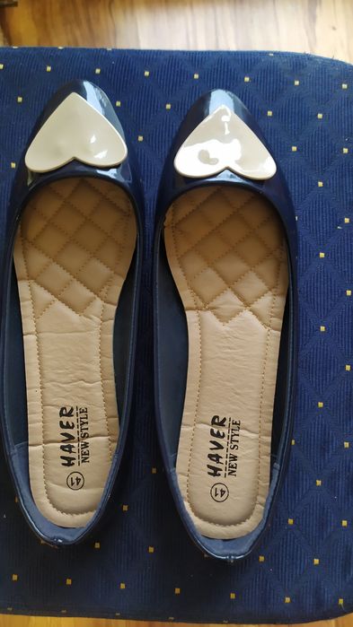 Balerinki lakierki,granatowe ,41