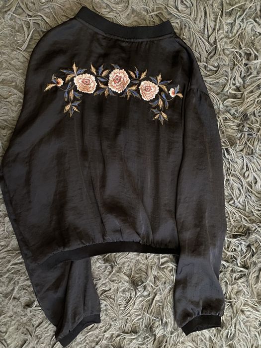 Блузка с вышывкой Zara / блуза з вишивкою