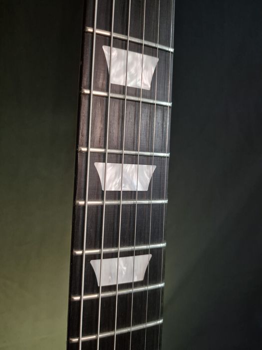 Gibson Les Paul Studio ebony fretboard