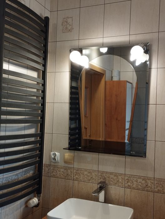 Lustro w bardzo dobrym stanie