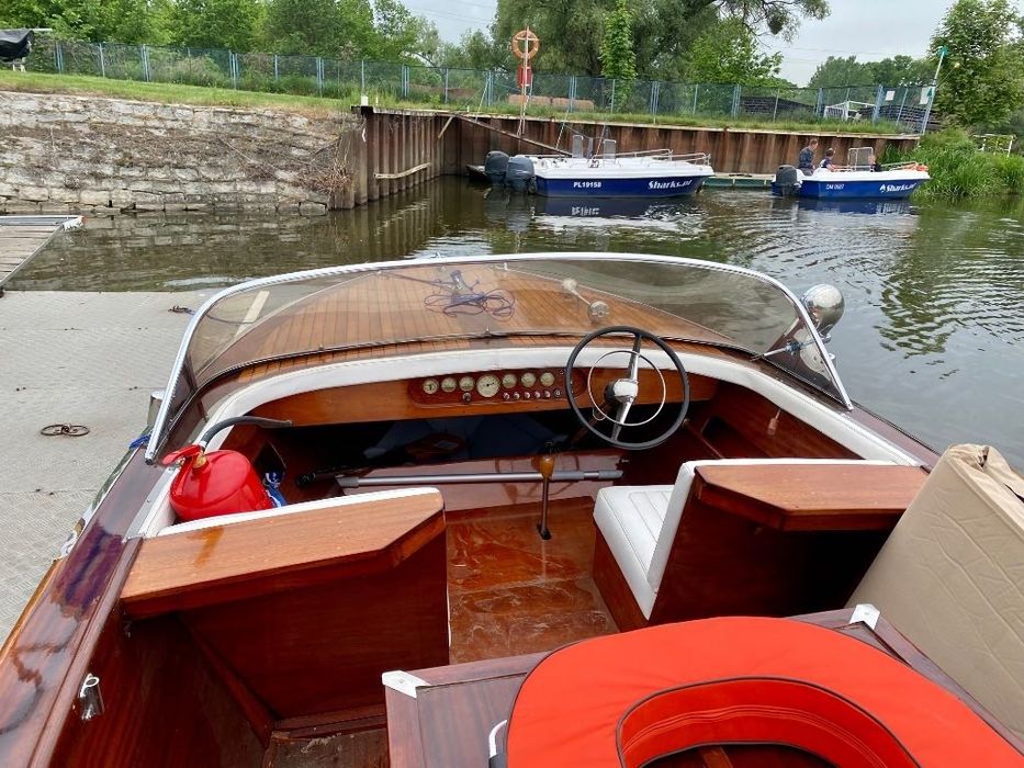 Motorówka Forslund Camilla II (v8, 220,8kW)