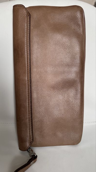 Продам шкіряний клатч б/у