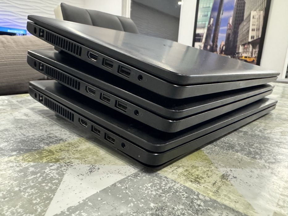 Dell Latitude 3470 / i3/ 8GB/ 500GB ( impecaveis )