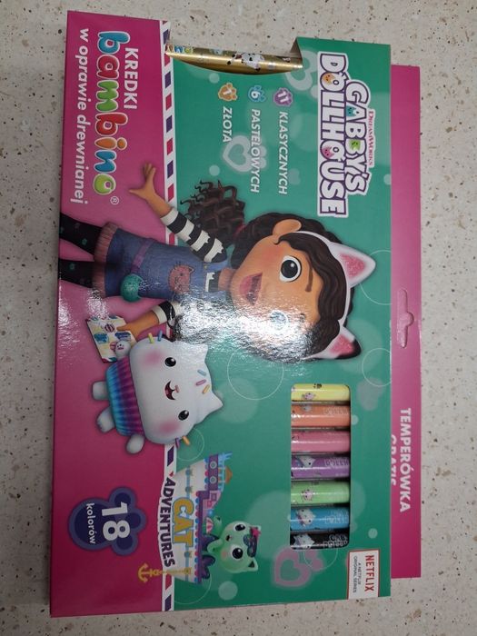 Kredki bambino Gabbys Dollhouse , w oprawie drewnianej z temperówką.