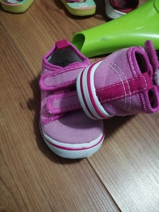 Tenisówki dziewczęce r 20