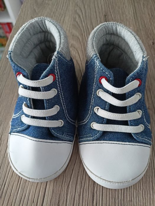 Buty niechodki rozmiar 19