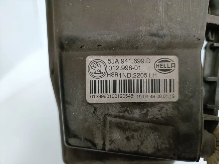 Farol nevoeiro frente esquerdo SKODA Rapid Liftback (NH3)