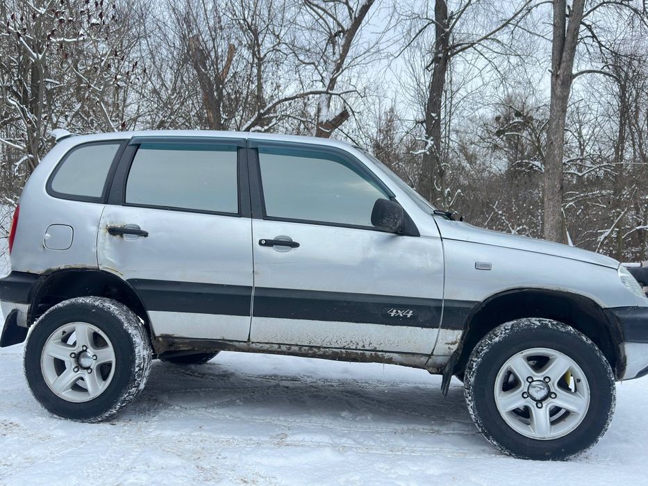 Продам ніва шевроле