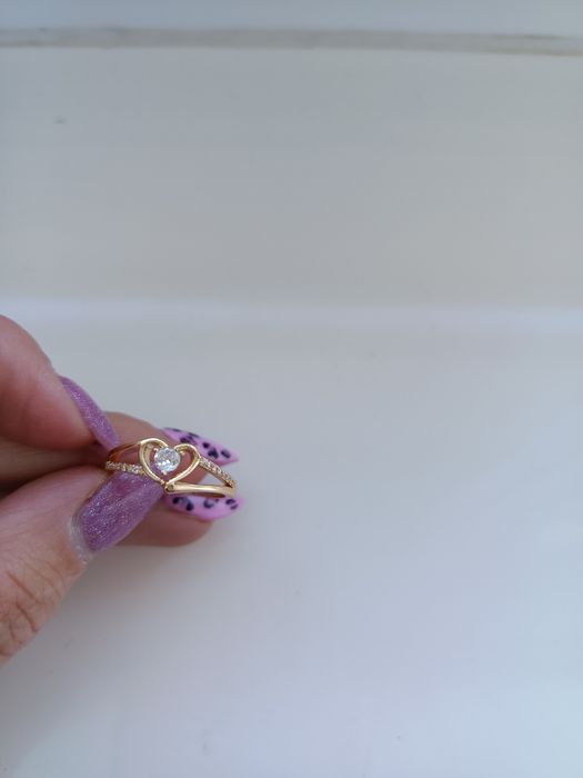 Pierścionek ozdobny