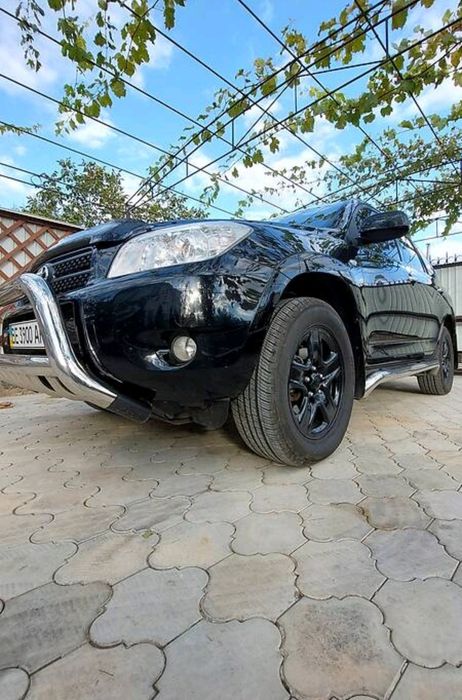 Продам toyota rav4.    Long