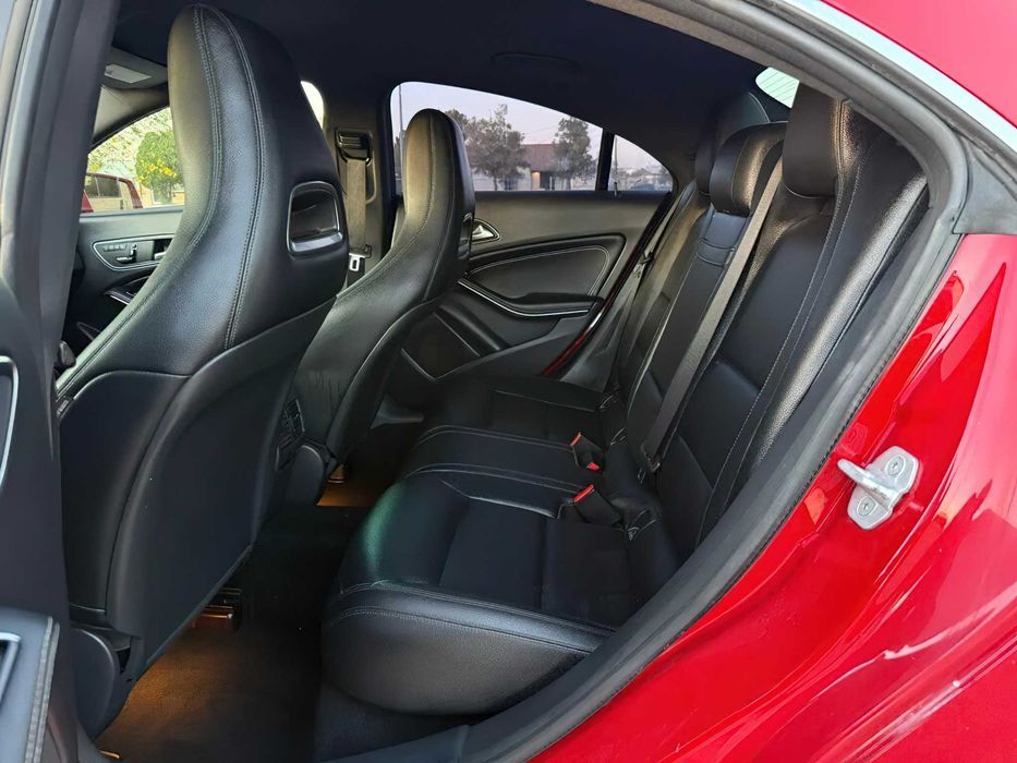 Mercedes-Benz CLA      2016