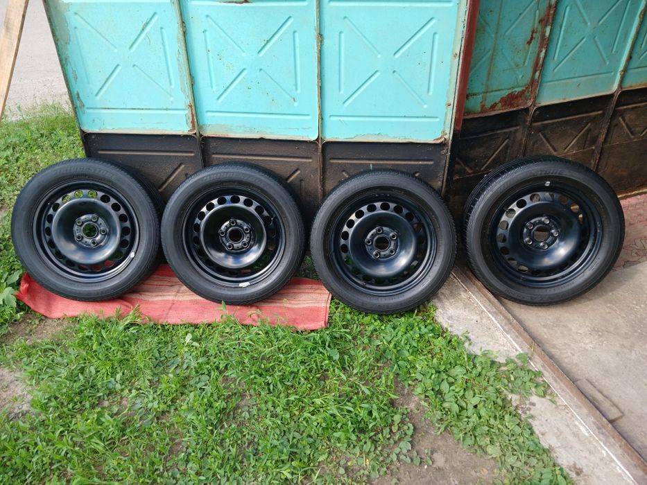 R16 205 55 Колеса взборі Диски і шини літні