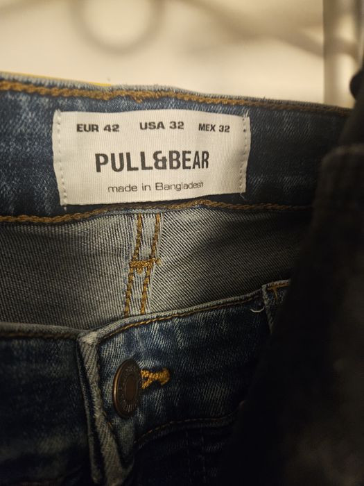 Spodnie męskie firmy ZARA, PULL&BEAR.