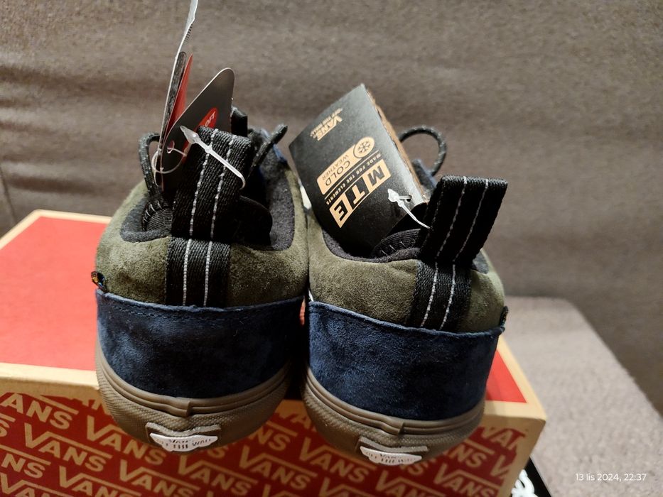 Buty zimowe Vans Old Skool MTE-2 UK 10 (EUR 44.5)
