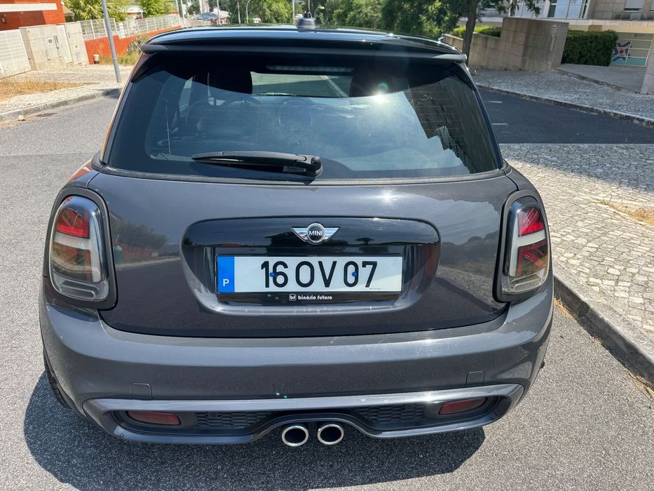 MINI 3-Door Cooper S Automatic512348384951674887