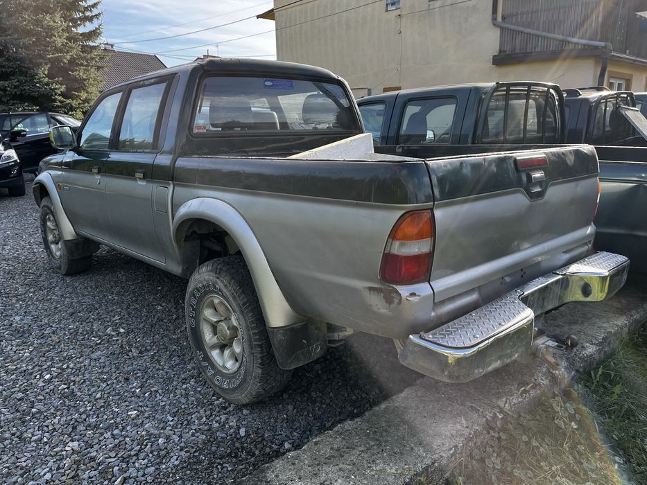 Tylna burta Mitsubishi L200 model z lat 1996 do 2006