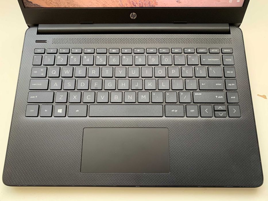 Laptop HP DDR4-8GB SSD Bateria 6h Jak Nowy !!