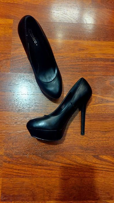 Czarne szpilki 13 cm z koturnem Centro roz 35