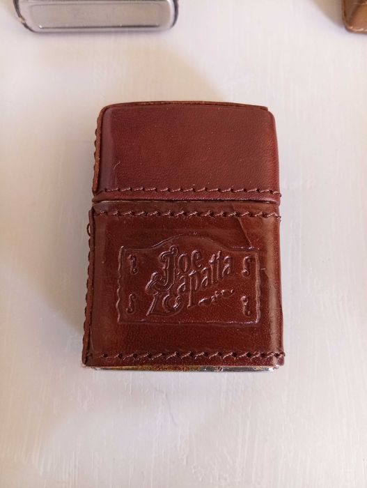 Vendo coleção de 10 Zippo a gasolina NOS