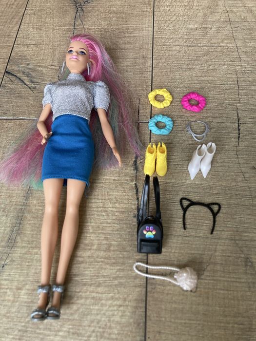 Zestaw dwie lalki i akcesoria do lalek