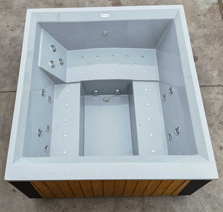 Balia ogrodowa Piramida piec zewnętrzny 28kW jacuzzi