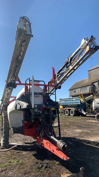 Обприскувач KUHN LEXIS 3000 штанга 28м