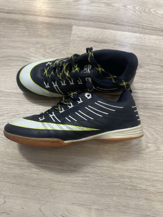 Buty halówki chłopięce