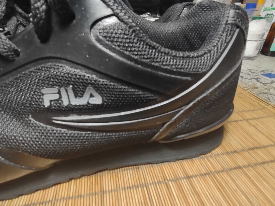 Кросівки Fila 42, 41 супер стан
