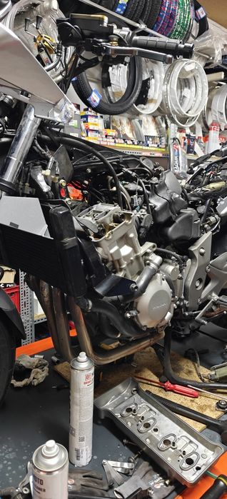 Wymiana opon motocyklowych, serwis motocykli