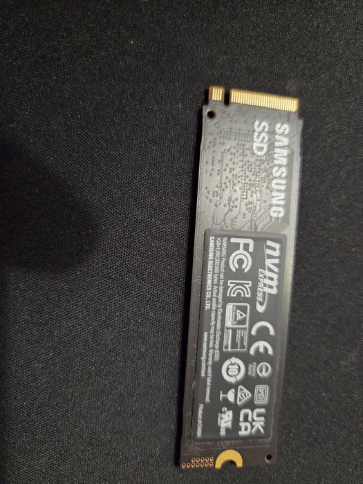 Samsung SSD 980 512GB NVMe M.2 - швидкий накопичувач