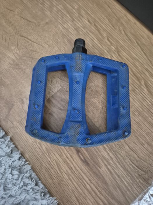 pedaly rowerowie dirt lekkie