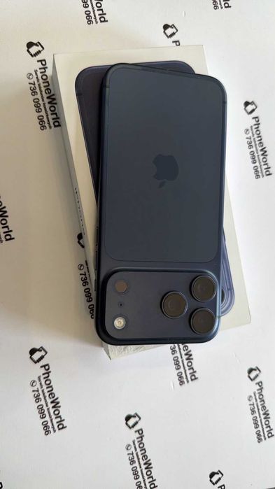 Zadbany iPhone 17 Pro Max 256GB Niebieski Gwarancja PhoneWorld