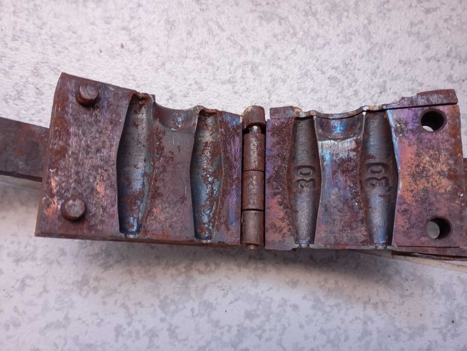 Molde chumbeiras de pesca - charuto 30g