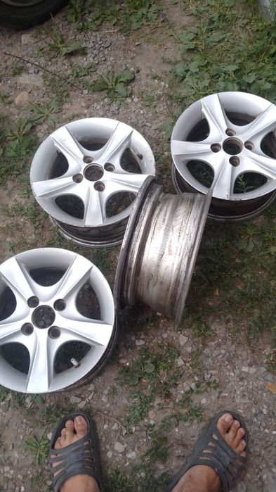 Продам титановые диски R13