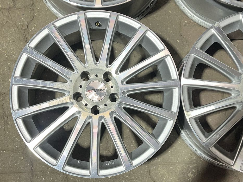 Felgi 18 Aluminiowe AuTec 5x112 Audi Mercedes Vw Seat Skoda Bmw