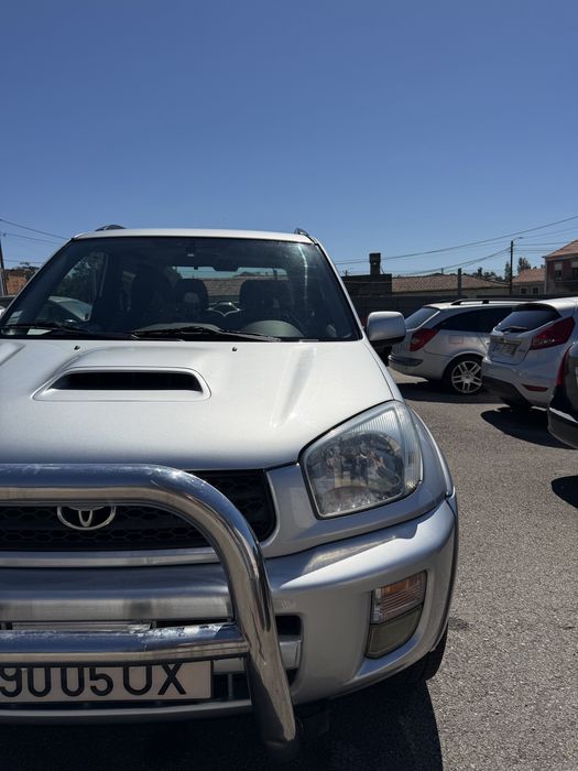 Toyota RAV4 2.0D-4D 116CV