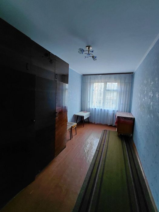 Продаж 2-кімнатної квартири в районі 700-річчя
