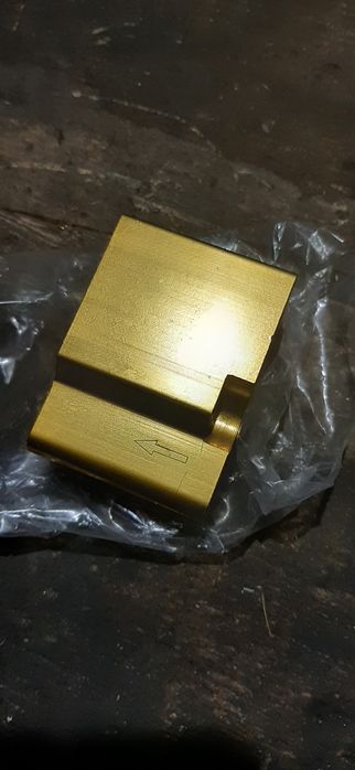 Расширительный клапан кондиционера Renault.