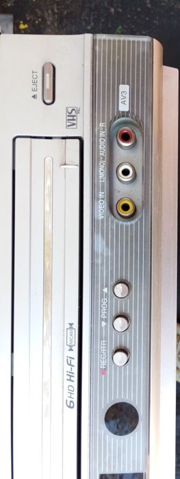 Leitor de DVD e VHS