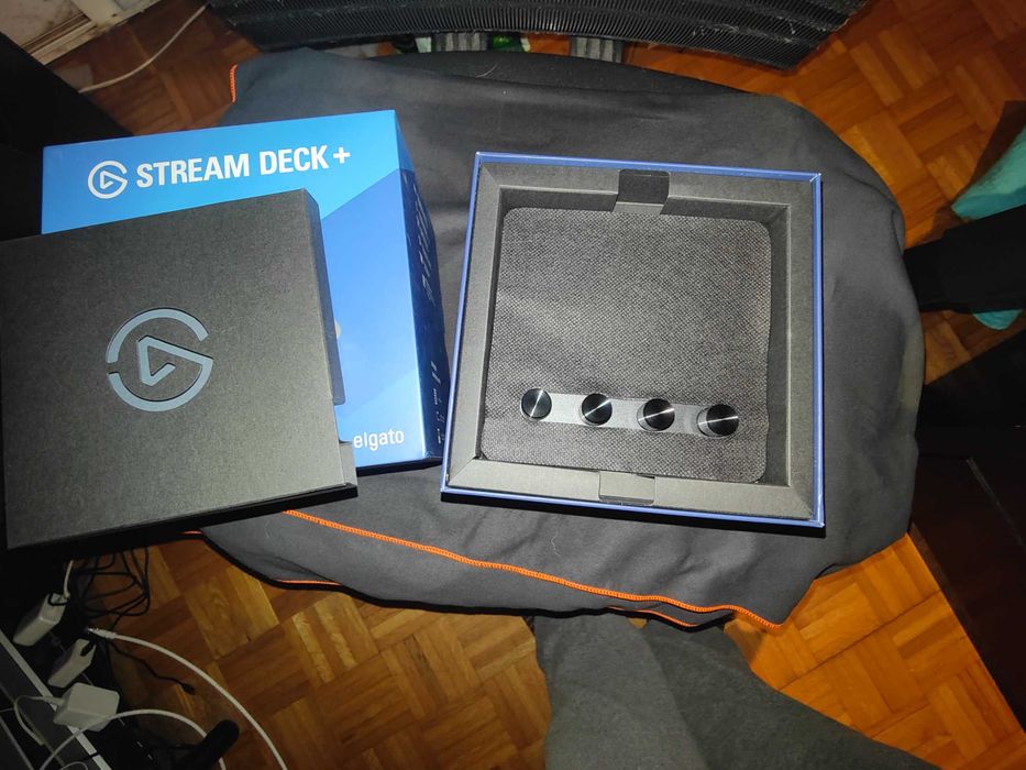 Elgato Stream Deck+ Preto (Como novo, nunca foi utilizado)
