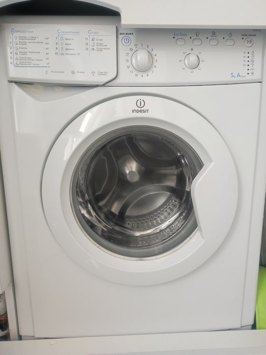 Стиральная машина Indesit IWSB 5105 CIS