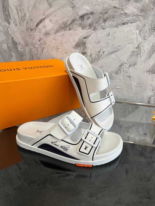 Louis Vuitton Buty, sandaly klapki, skora 180218