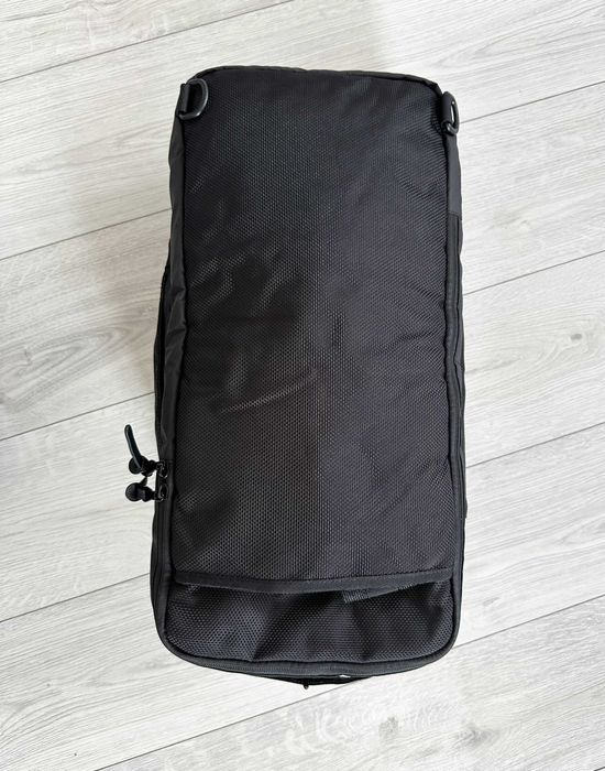 Спортивна сумка з безліччю кишень чоловіча mango дорожня сумка чорна